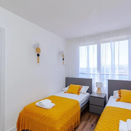 アパート Tropic Mar Levante ベニドルム