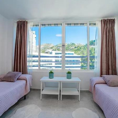 アパート Tropic Mar Levante ベニドルム